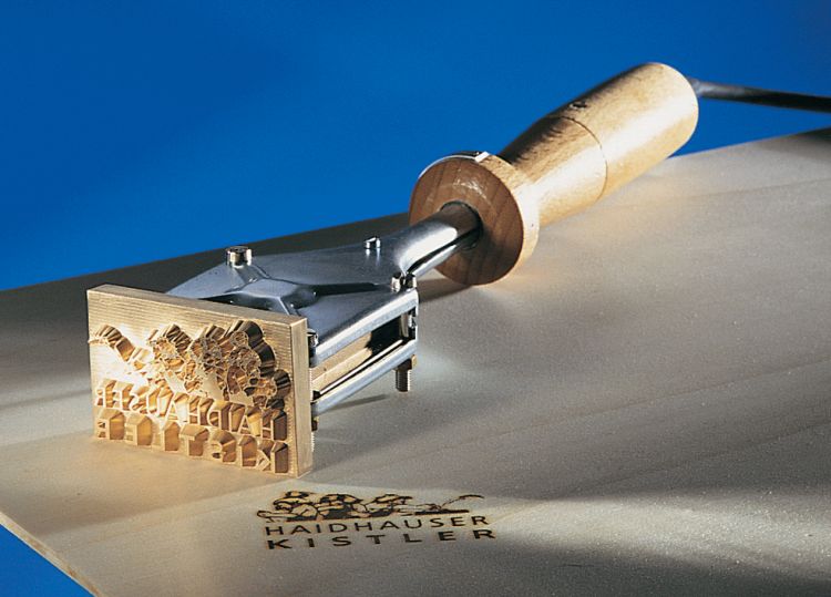 Kostenloses Angebot über Brennstempel